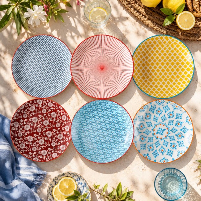 Service de 18 assiettes et bols design 1, SABAE