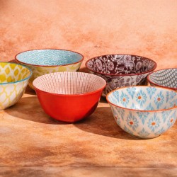 Service de 18 assiettes et bols design 1, SABAE