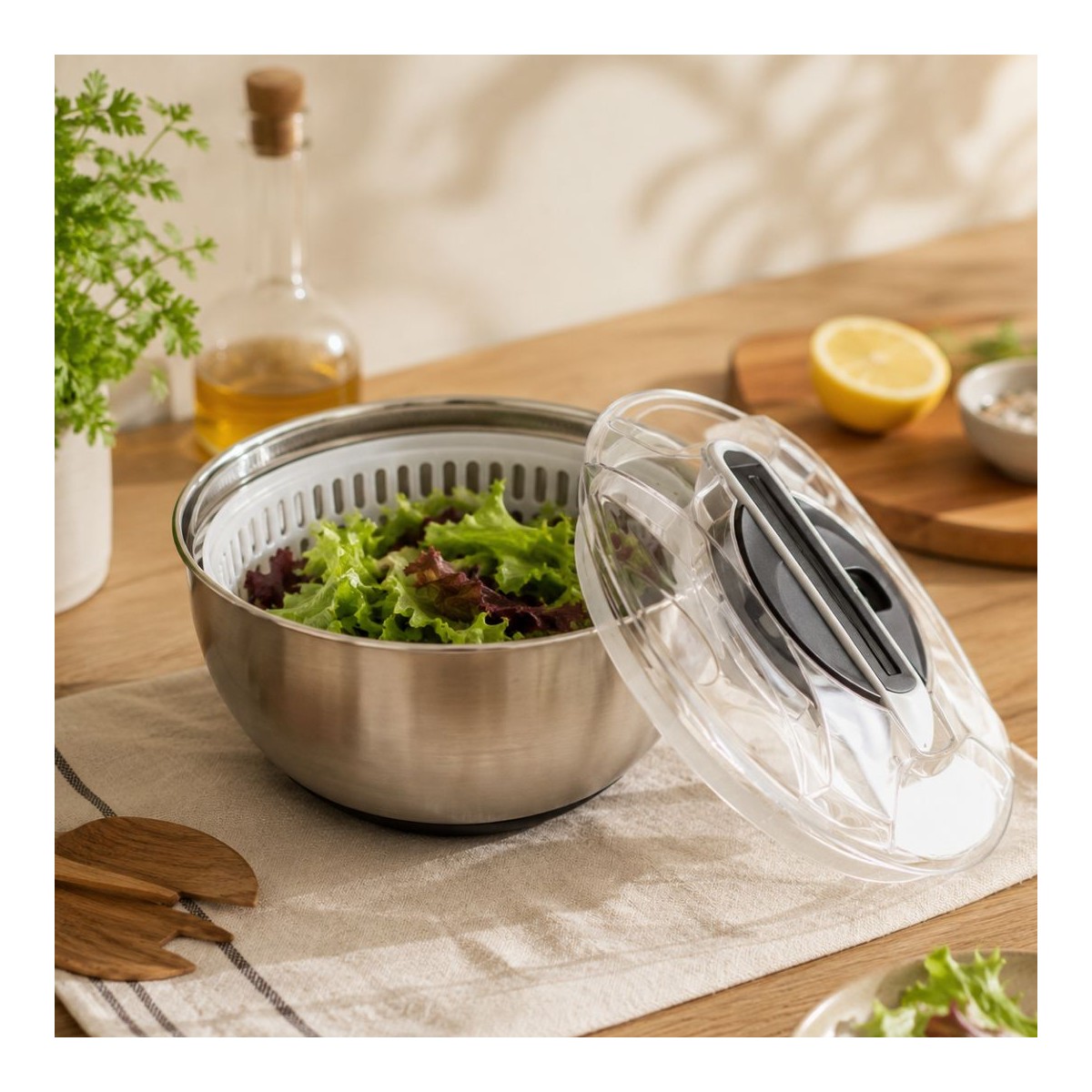 Essoreuse à salade à piston avec saladier