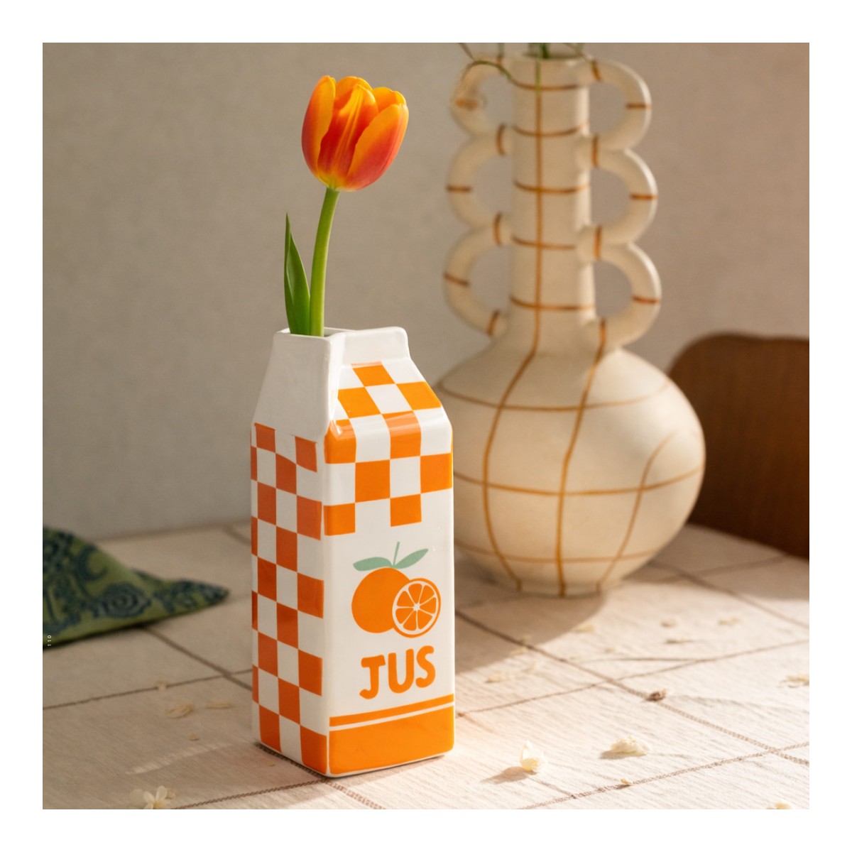 Vase brique de jus d'orange, Studio Rosalie