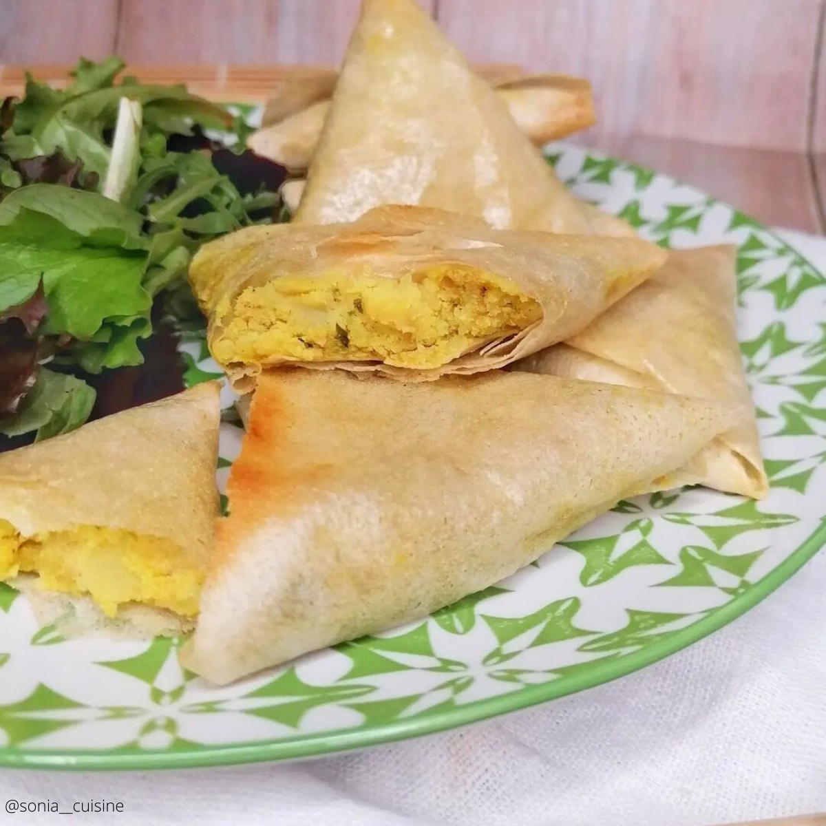 EC-6SABAS26-2 Lot de 6 grandes assiettes ethniques, SABAE