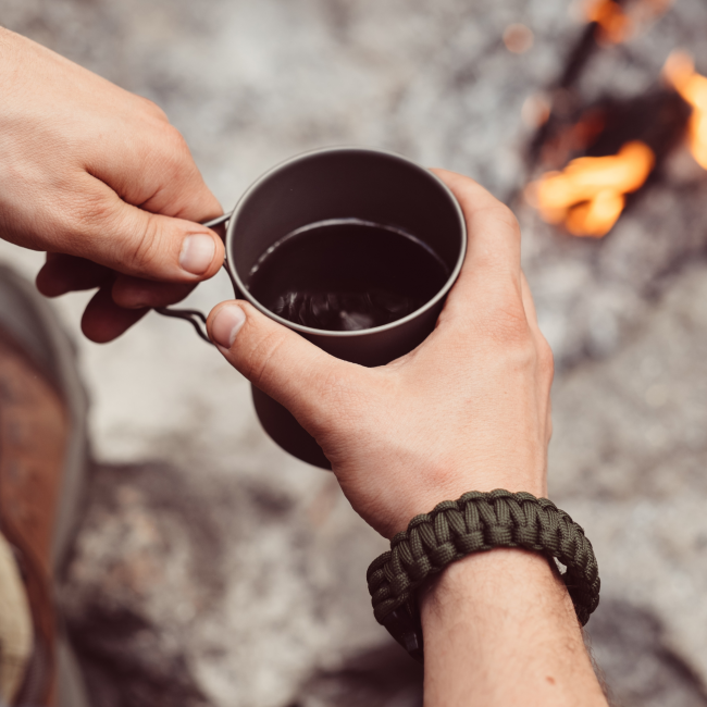 EC-GLA2MUGMOUSQ Lot de 2 mugs isothermes à anse repliable mousqueton, GLAMPING EC-GLA2MUGMOUSQ Lot de 2 mugs isothermes à anse repliable mousqueton, GLAMPING