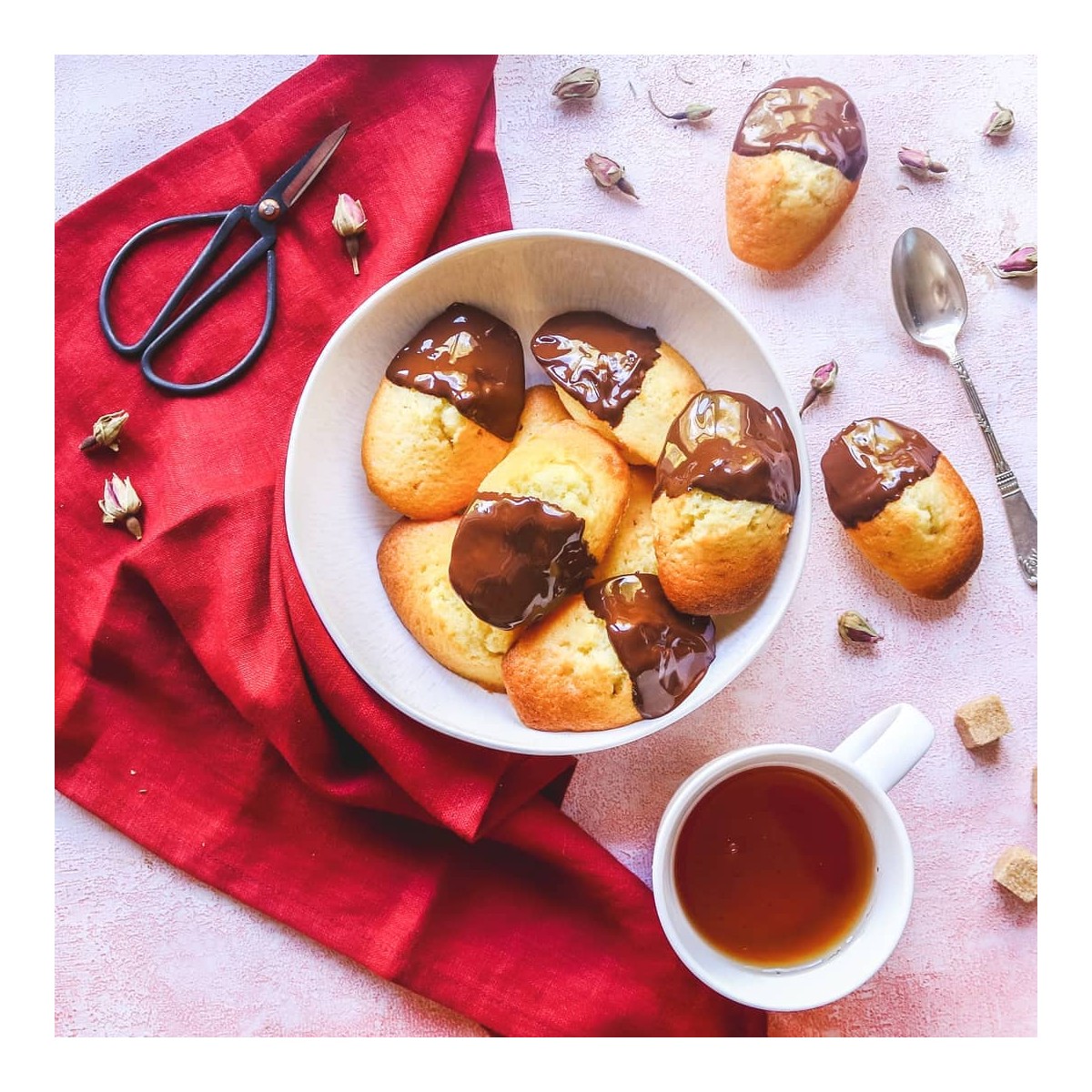 EC-CAFMAD12 Moule pour 12 minis madeleines