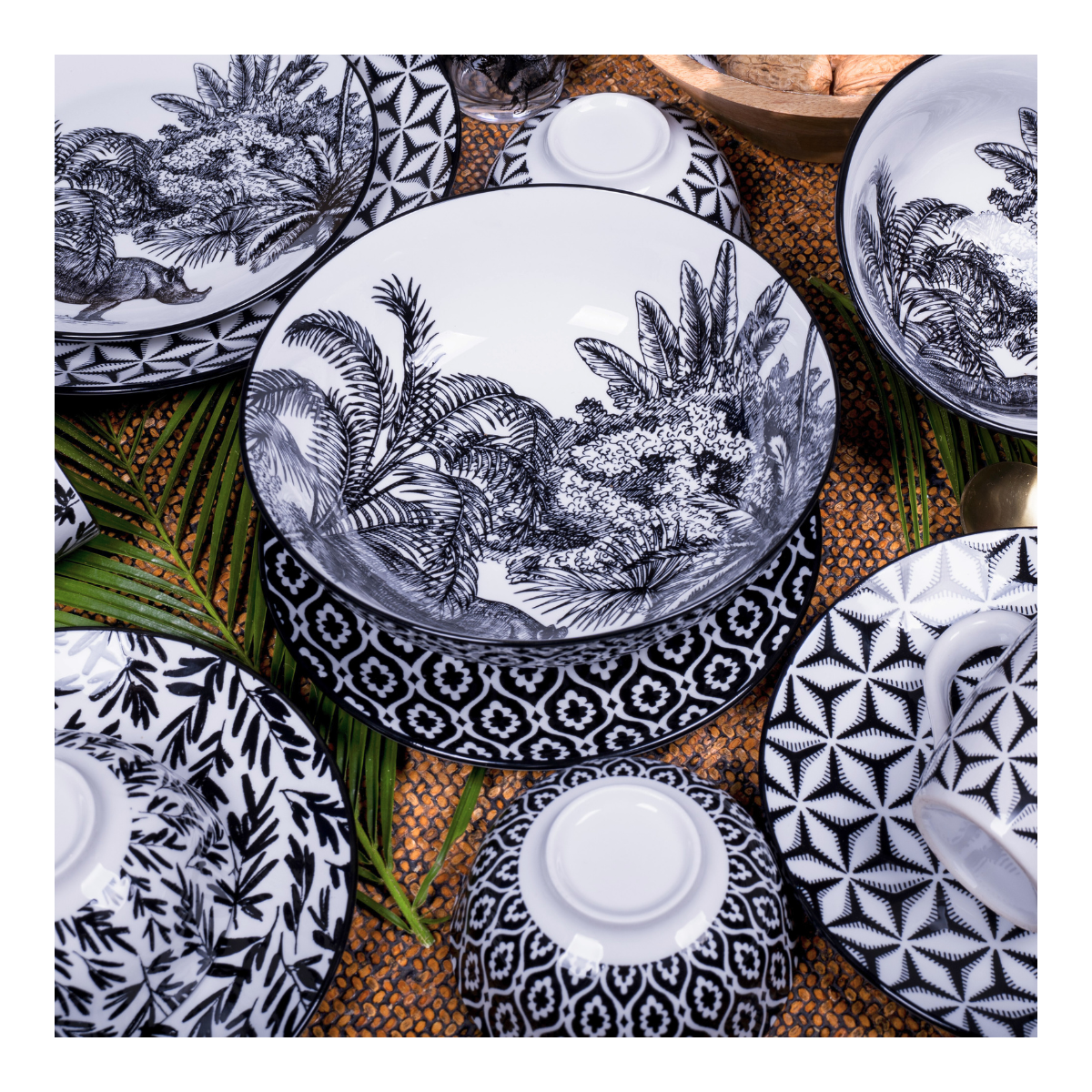 Service 30 pièces, SAVANA