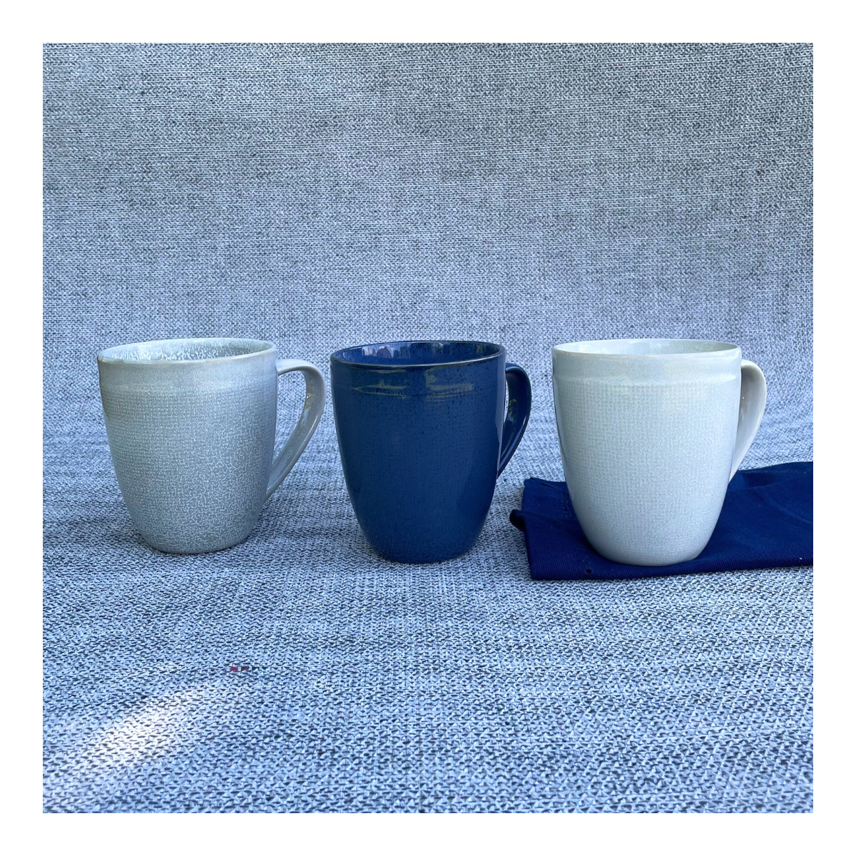 Lot de 6 mugs, OIA