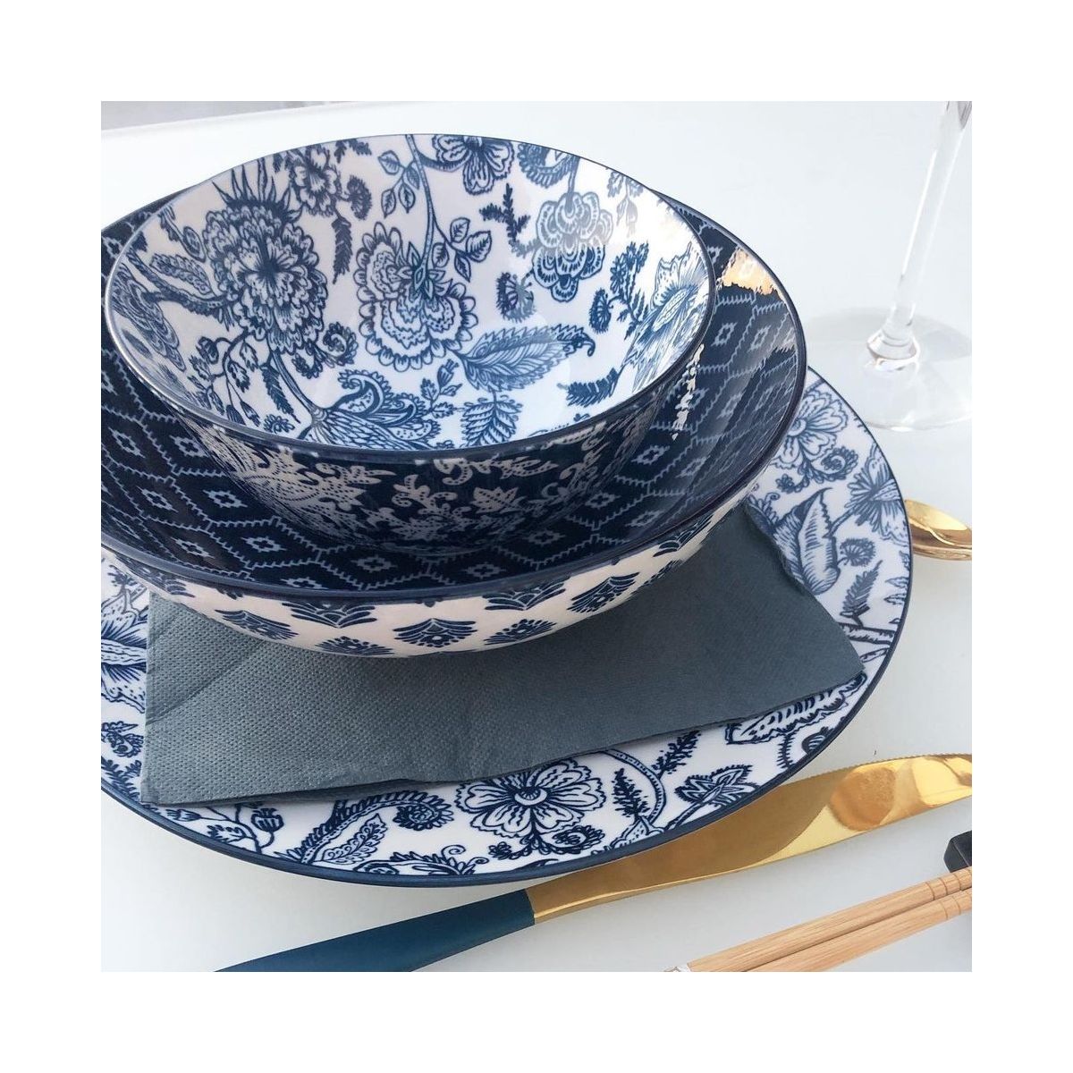 Lot de 6 assiettes creuses, MAJORELLE