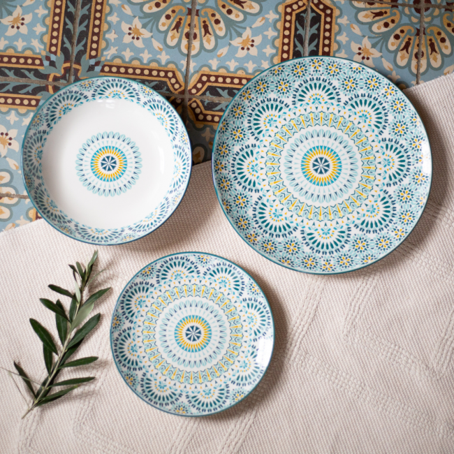 Lot de 6 petites assiettes