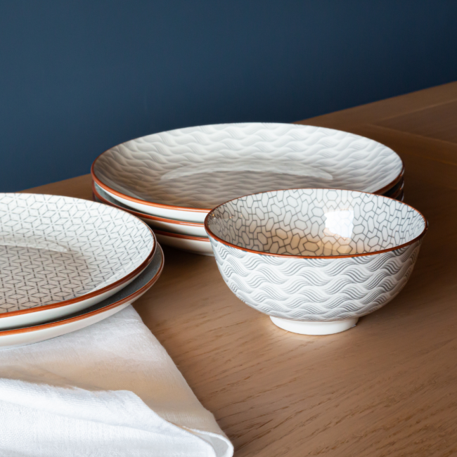 Lot de 6 petites assiettes à dessert