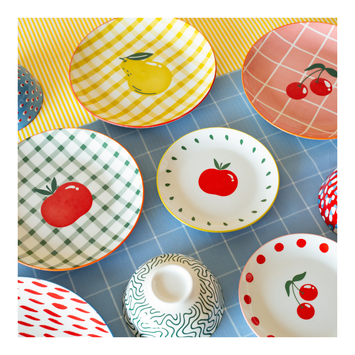 Lot de 6 petites assiettes, Fruits en Folie