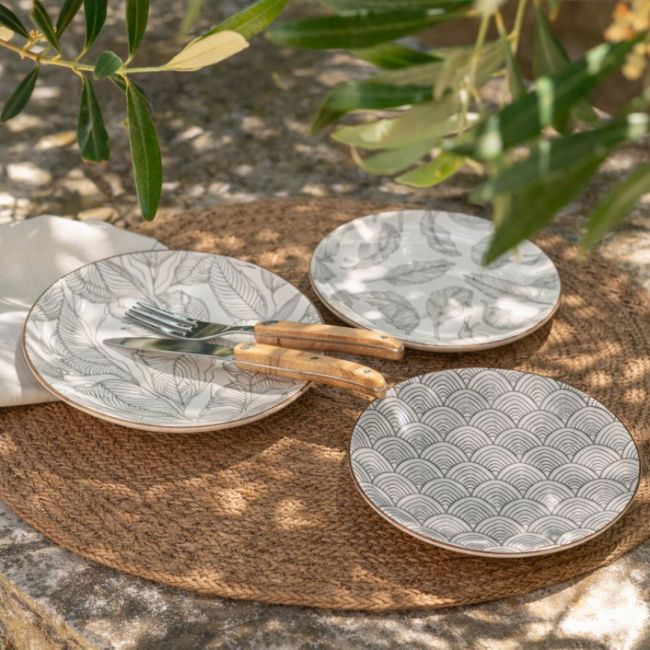 Lot de 6 grandes assiettes, SASEBO