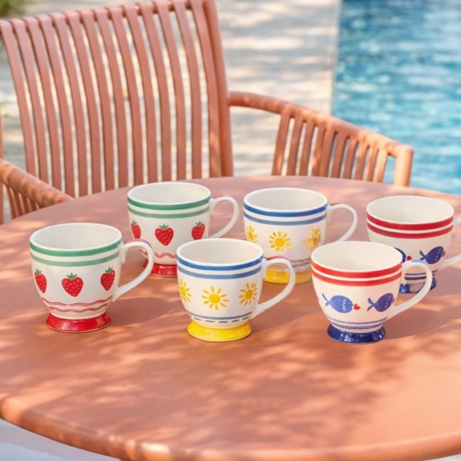 Lot de 6 tasses avec pied, LE PETIT CABANON