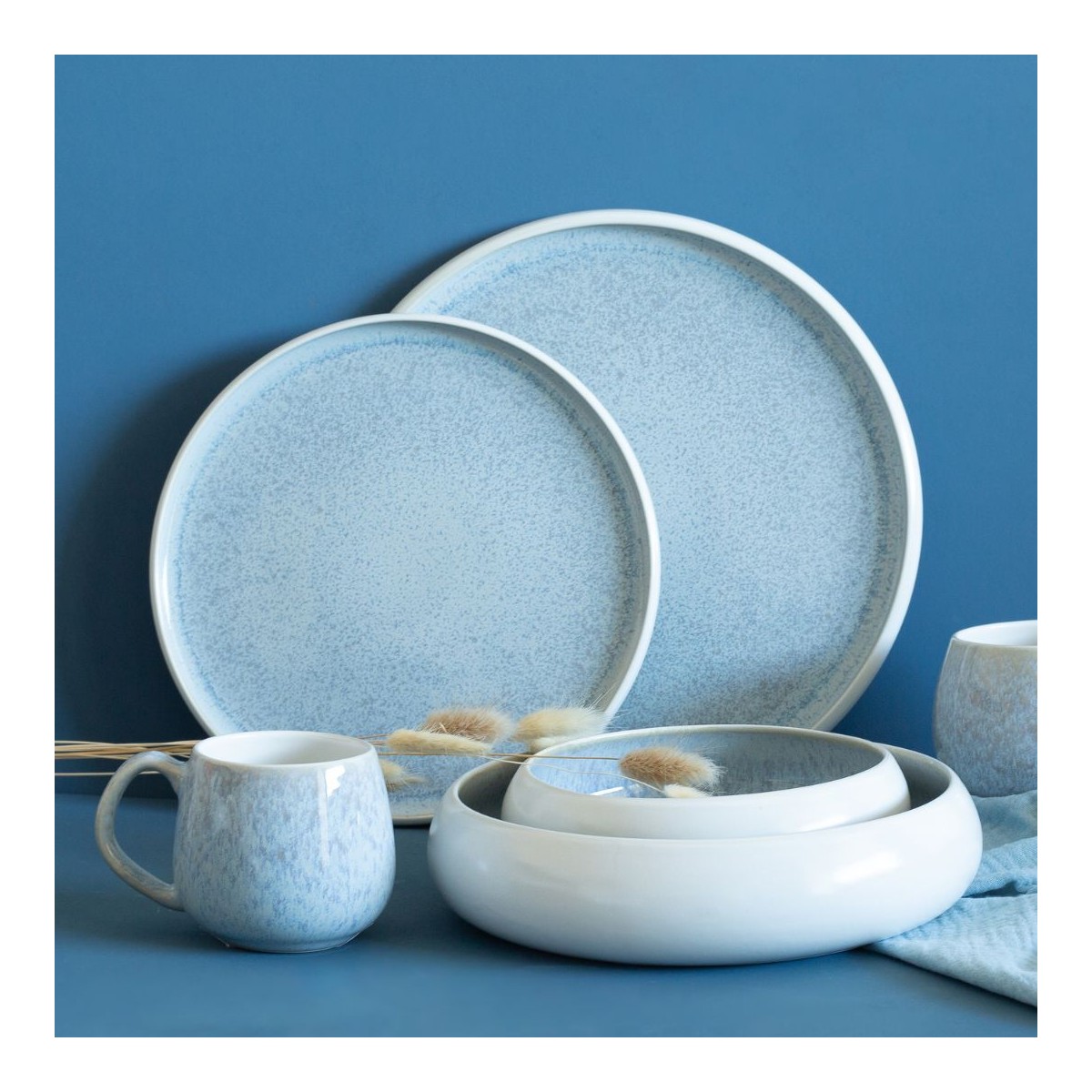 Lot de 4 petites assiettes, BOREA
