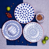 Collection Santorin : L’éclat méditerranéen au cœur de votre table | Artime