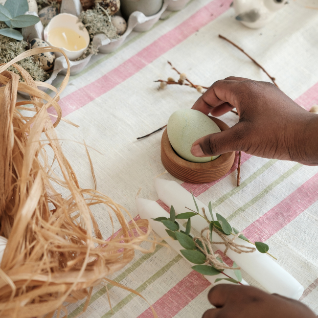  5 DIY faciles pour une table de Pâques élégante et créative Artime-home.com - F2J.COM SAS